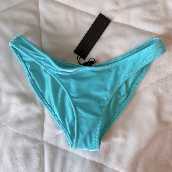 NEW WITH TAGS triangl Maci bikini - Picture 11 of 16